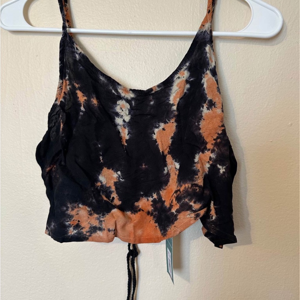 NWT Earthbound orange and black cropped tank size small